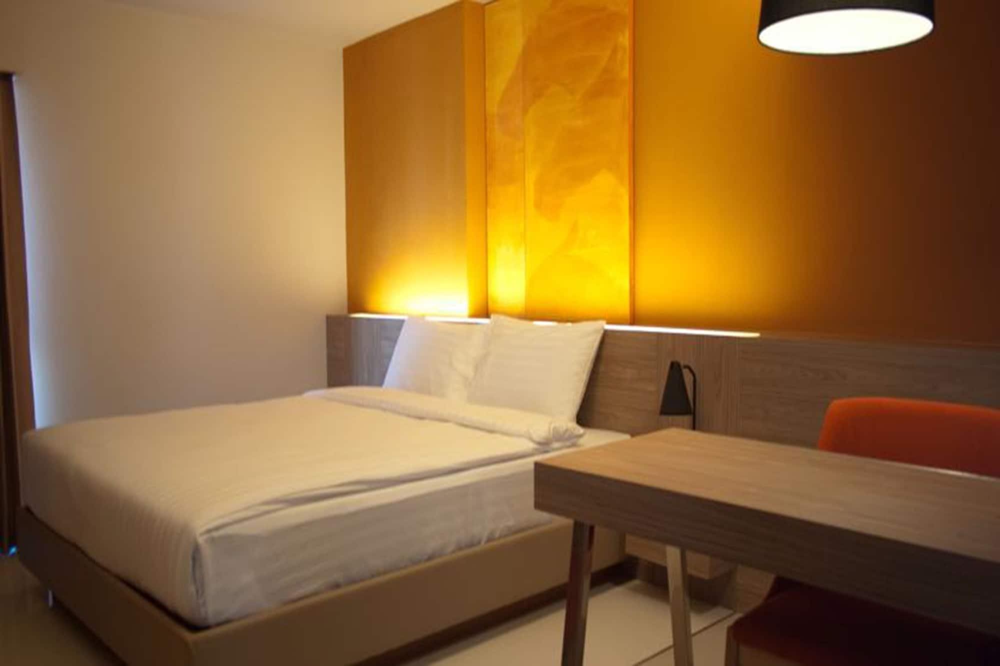 Abizz Hotel Lampang Airport Extérieur photo