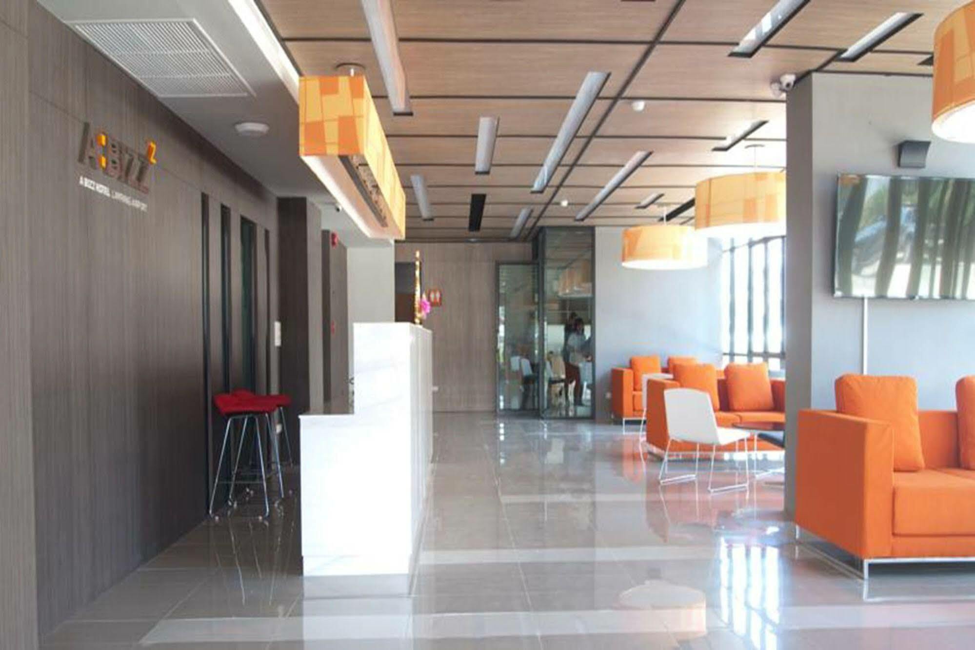 Abizz Hotel Lampang Airport Extérieur photo